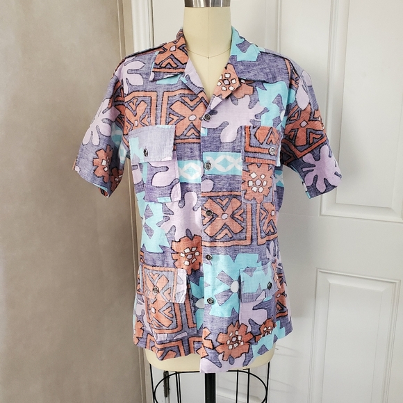 HAWAII Shirt - Picture 5 of 10